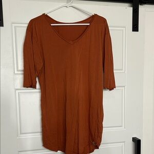 One Golden Thread Tree V Neck